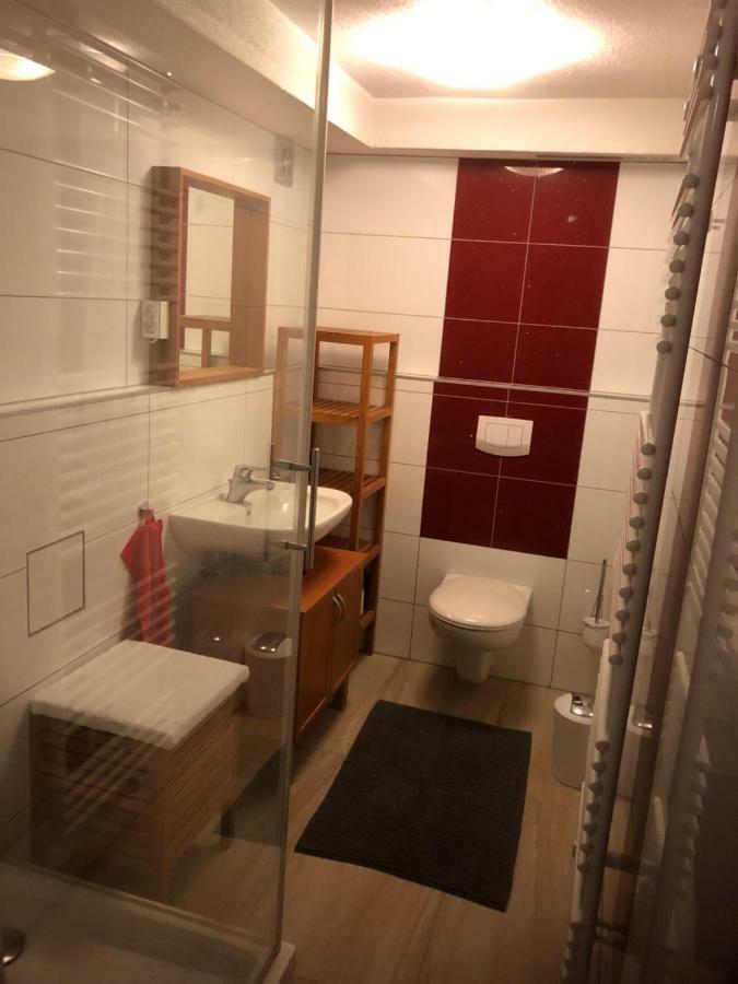 Ferienwohnung Rose วิลลิงเงน-ชเวนนิงเงน ภายนอก รูปภาพ
